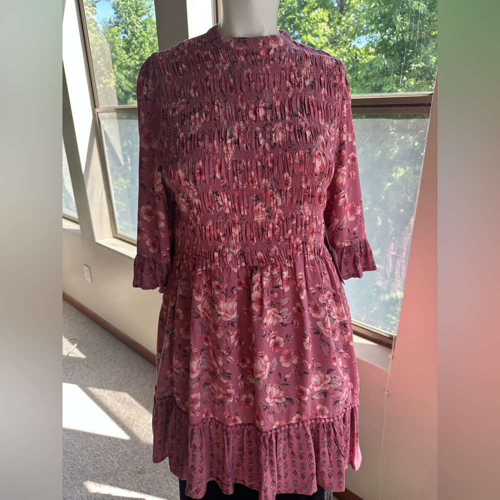 Floral Pink Dress Short, Elbow Sleeves. NWT Size XL.